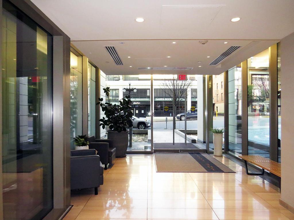11Th Heaven Apartment Victoria Luaran gambar